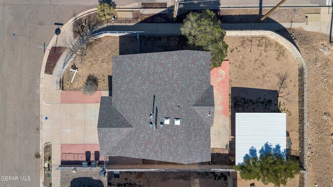 Building Photo - 11330 Loma Del Sol Dr