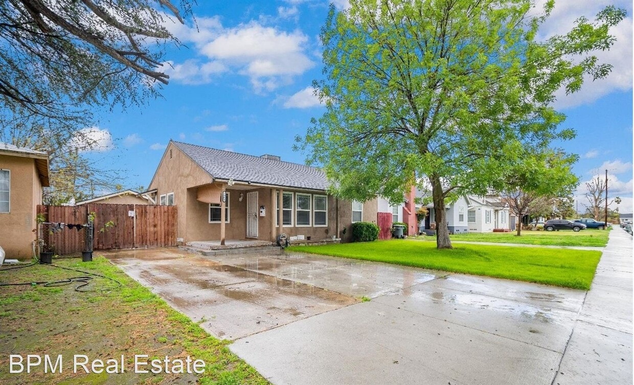 Primary Photo - 3 br, 1 bath House - 1001 El Rancho Dr.