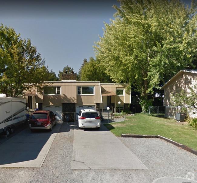 Apartments with Garages in Worley, ID 1 Rentals