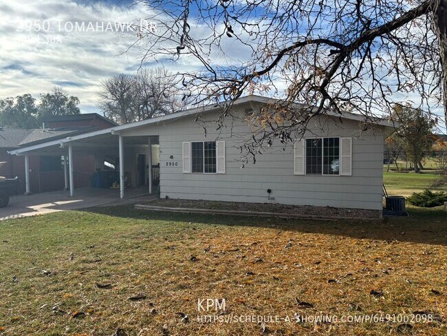 Foto del edificio - 2950 Tomahawk Dr