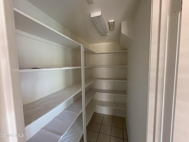 Building Photo - 237 Spurwood Ln