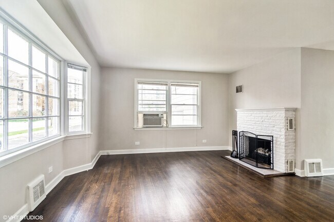 Building Photo - 307 W Campbell St