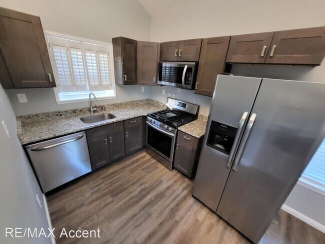 Foto del edificio - Studio, 1.5 bath House - 1315 S. Rogers St.