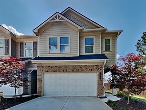 Building Photo - 211 Connie Ct