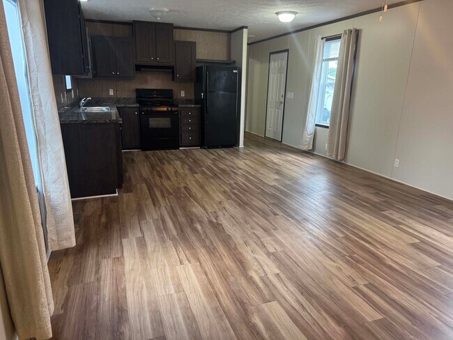 Foto del edificio - 48596 Leafdale Ct
