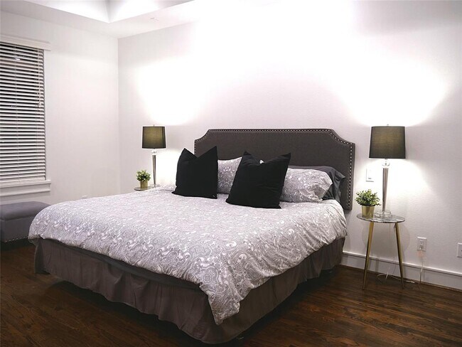 Foto del edificio - 1511 Sandman St
