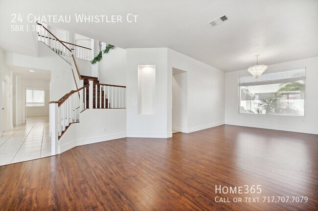 Building Photo - Absolutely Stunning 5 Bedroom 3 Bathroom H...