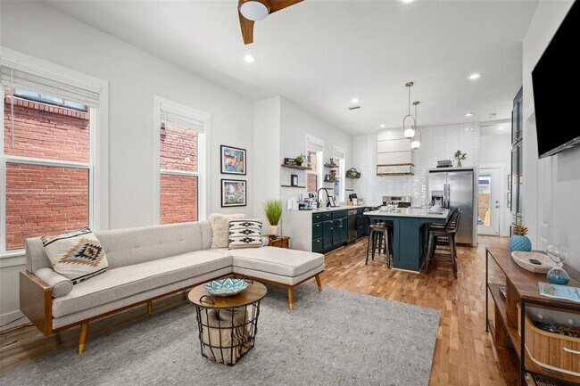 Foto del edificio - 1513 Gentry St