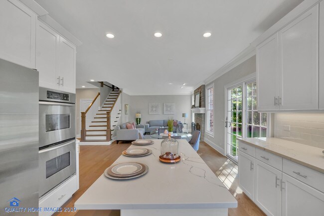 Building Photo - 918 Parkway Dr