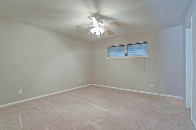 Building Photo - 229 Westmoreland St