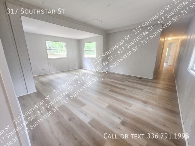 Foto del edificio - 317 Southstar St