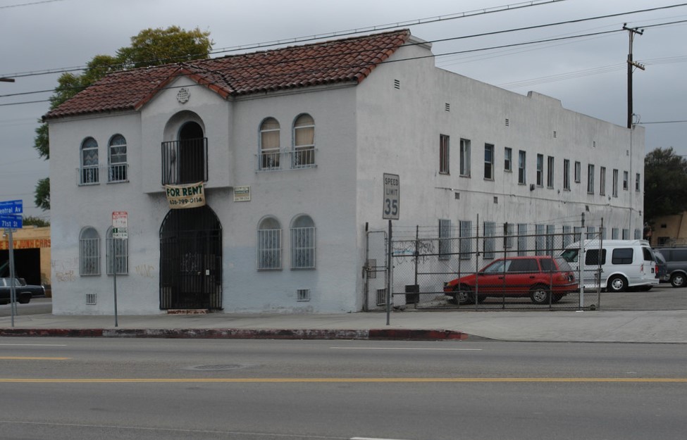 Primary Photo - 7100 S Central Ave