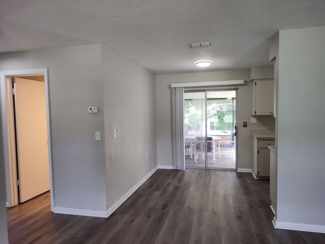 Foto del edificio - 3263 N Maidencane Dr