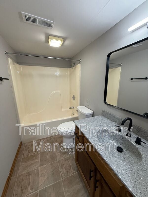 Foto del edificio - 3409 NW Duncan Rd