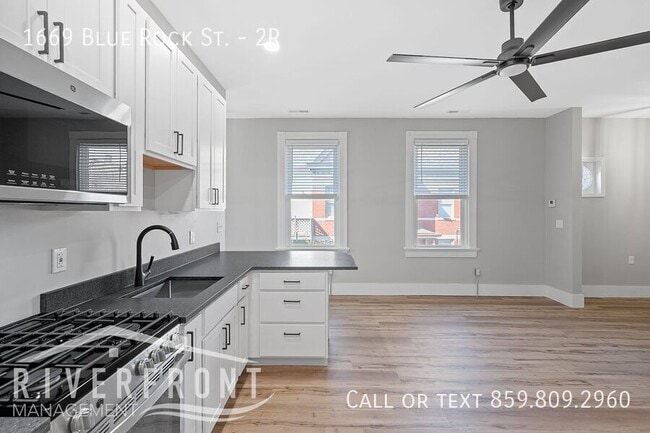 Building Photo - 1669 Blue Rock St