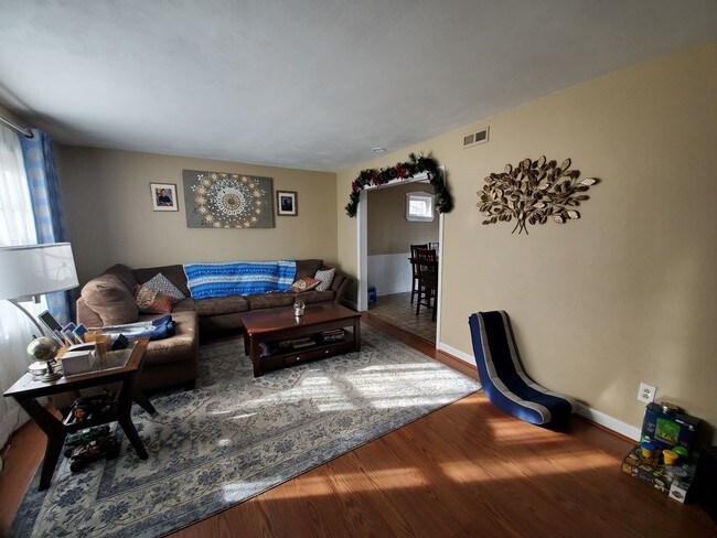 Foto del edificio - 3736 Colonial Pkwy