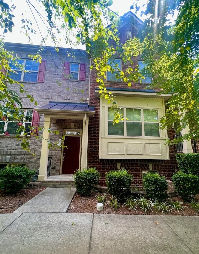 Primary Photo - 5541 Prada Dr