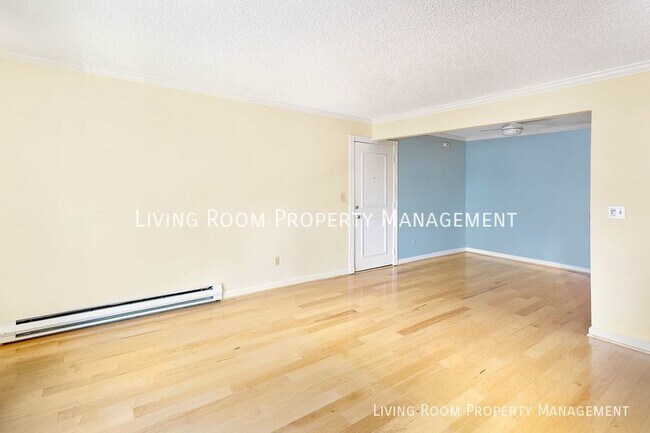 Foto del edificio - Remodeled 2 Bedroom 2 Bath Condo in NE Por...