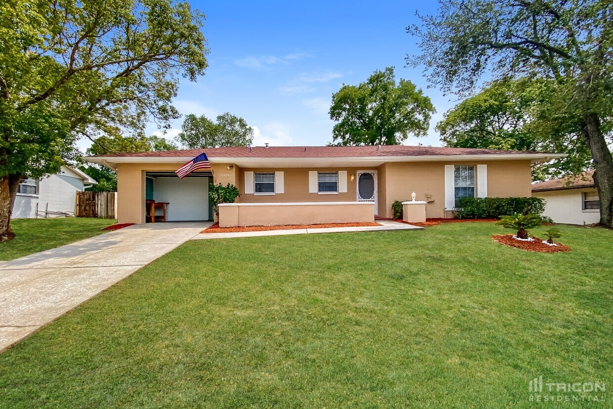 Foto principal - 12336 Mayberry Rd