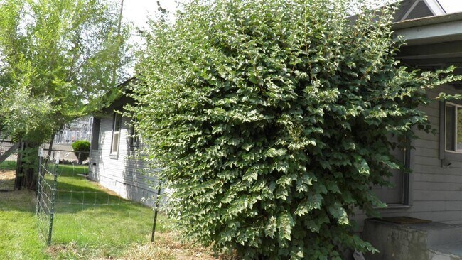 Building Photo - 454 SE CLEVELAND, BEND, OREGON  97702 - 19...