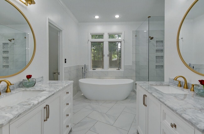Photo - 801 Brightwood Ln House
