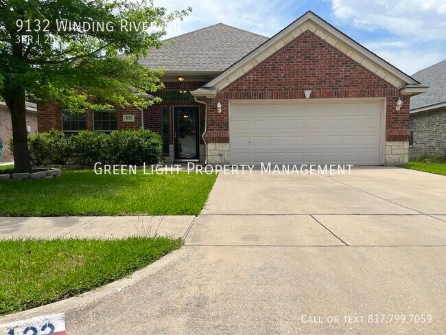 Foto del edificio - 9132 Winding River Dr