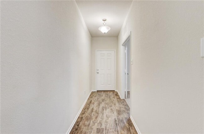 Building Photo - 412 Ibis Falls Loop