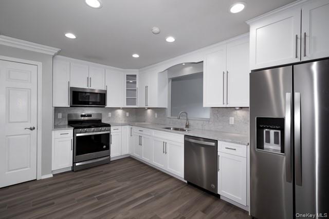 Foto del edificio - 128 Village Green Dr