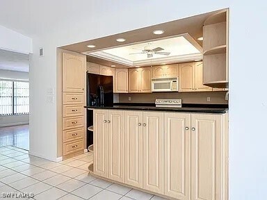 Foto del edificio - 4553 Beechwood Lake Dr
