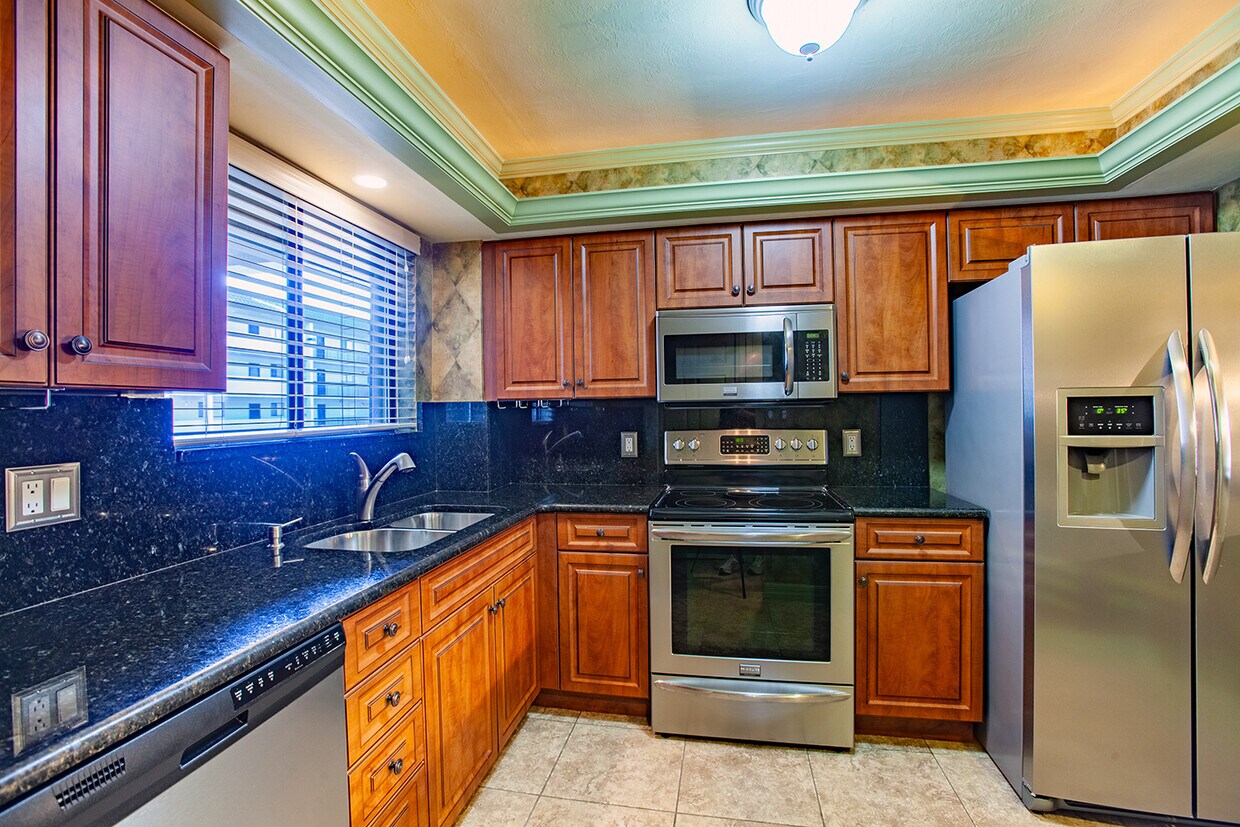 Foto principal - 2121 Collier Ave