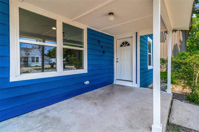 Building Photo - 518 S Throckmorton St