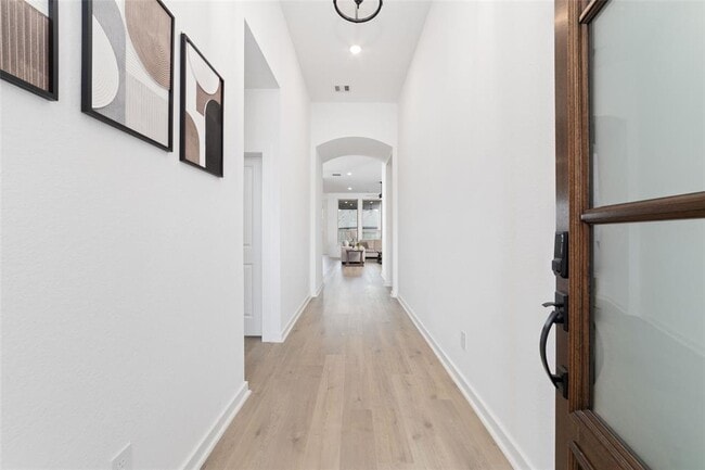 Building Photo - 2006 Elm Grv Ct