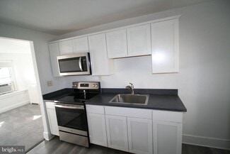 Building Photo - 215 W Lancaster Ave