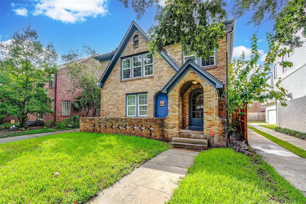 Foto principal - 1811 Marshall St