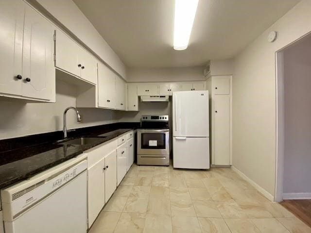 Building Photo - 2121 Fountain View Dr