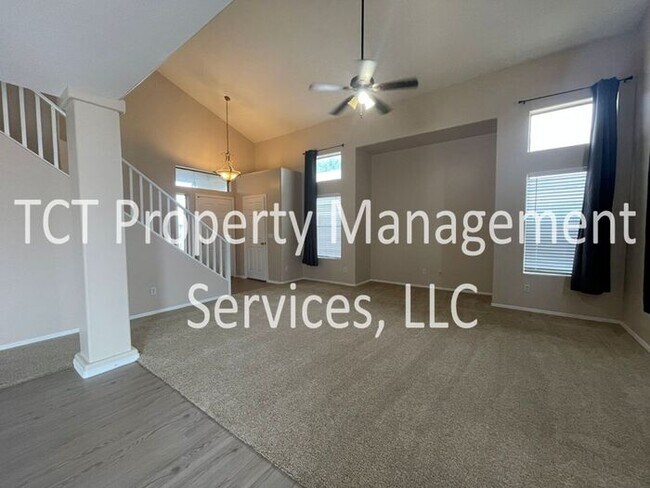 Building Photo - Updated Home with Downstairs Bedroom