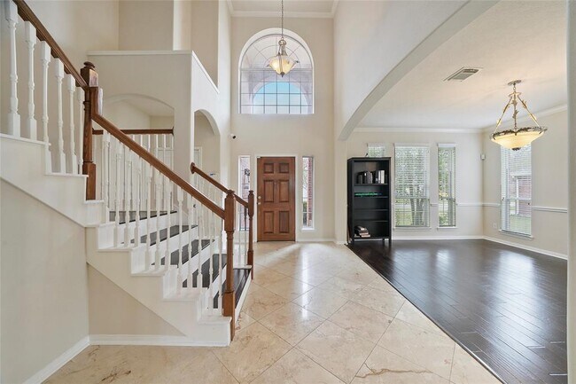 Foto del edificio - 18511 Timber Shores Ln