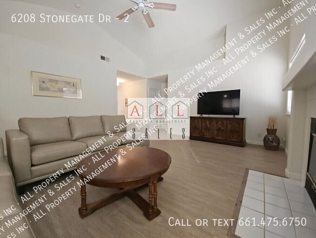 Foto del edificio - 6208 Stonegate Dr