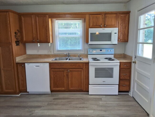 Foto del edificio - 504 Sunrise Ln