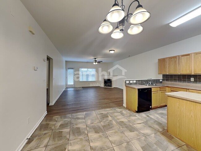 Foto del edificio - 157 Flanders Dr