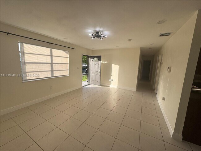 Building Photo - 29523 SW 144th Ct