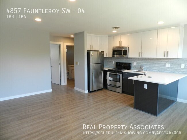 Foto del edificio - 4857 Fauntleroy Wy SW