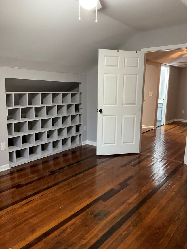 Building Photo - Coming Soon!! Two bedroom one bath apartment in Gastonia!  Section 8 Accepted!!