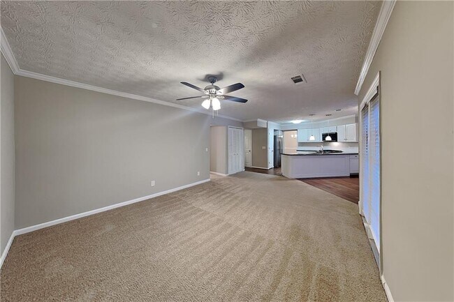 Building Photo - 2981 Sutton Glen