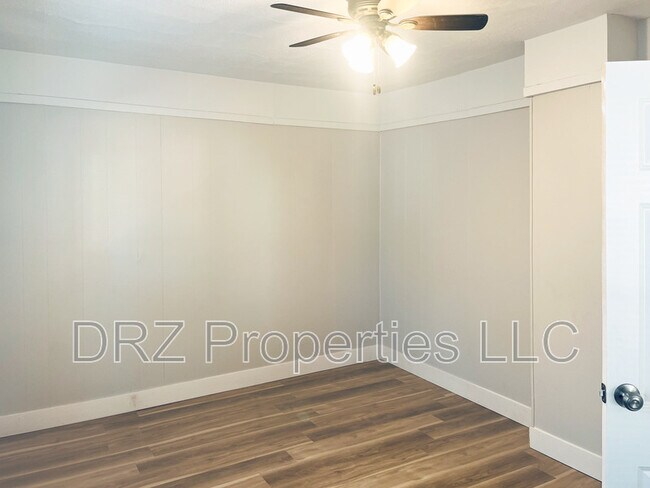 Foto del edificio - 1104 3rd St NW