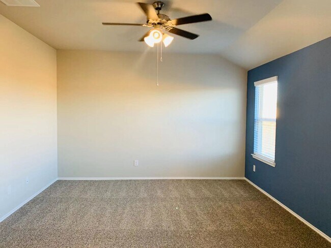 Building Photo - 22730 Busalla Trail