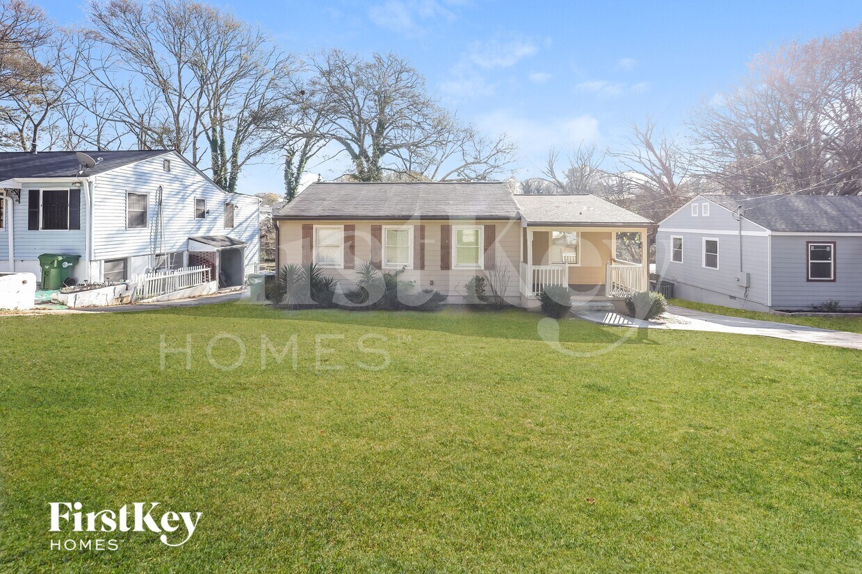 Foto principal - 942 Astor Ave SW