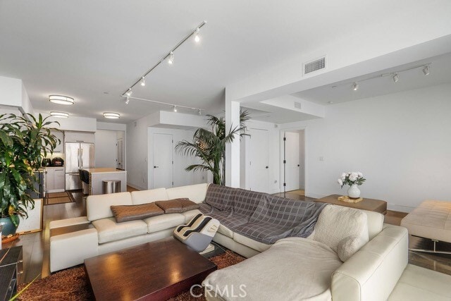 Foto del edificio - 1817 Prosser Ave