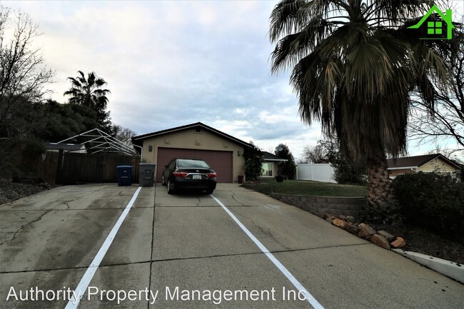 Building Photo - 3 br, 2 bath House - 1266 Grouse Ct.