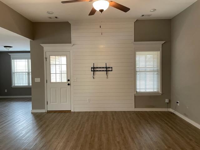 Foto del edificio - 303 Laurel Woods Dr